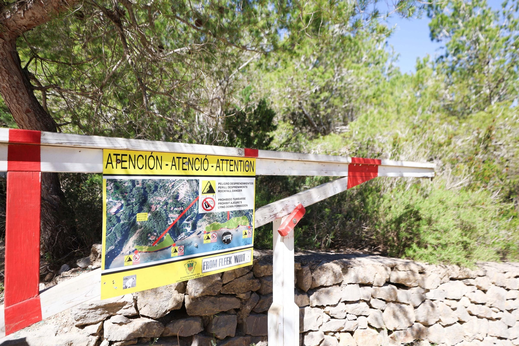 S’Aigua Blanca seguirá abierta pese al riesgo de desprendimientos