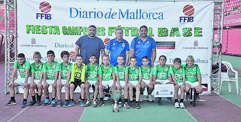 CAMPEÓN: Santa Ponça Talarrubias. Benjamín Segunda Liga D