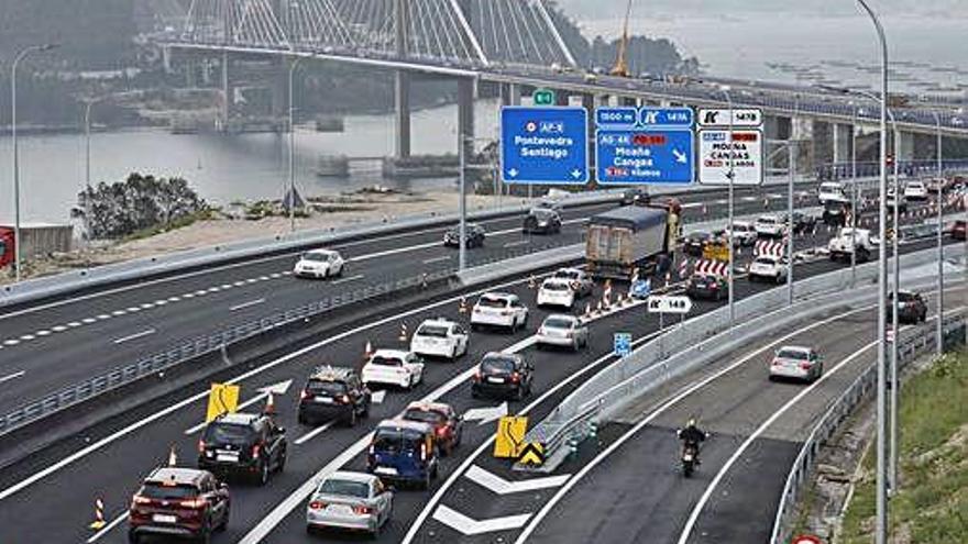 Retenciones en el puente de Rande.