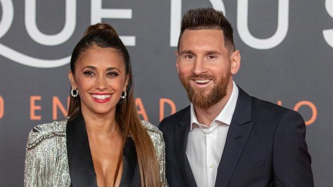 Las imágenes de la alfombra roja de Messi 10 - Leo Messi y Antonela Rocuzzo