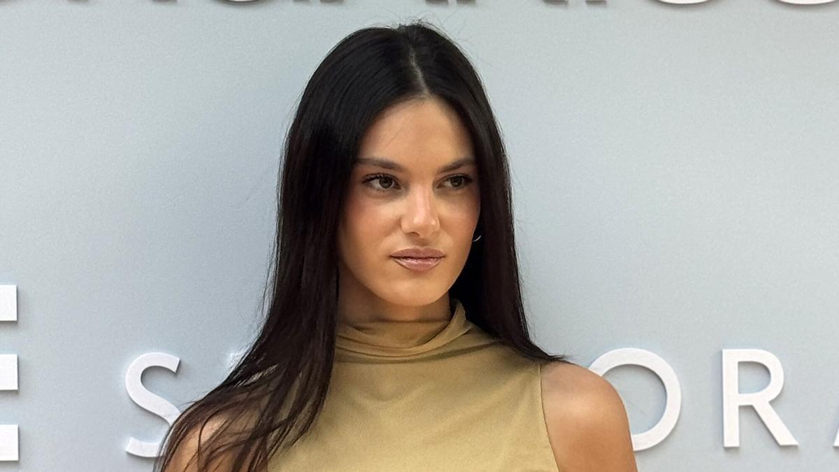 Carlota Melendi se sincera sobre cómo lleva ser hija de Melendi y revela cómo es como padre.