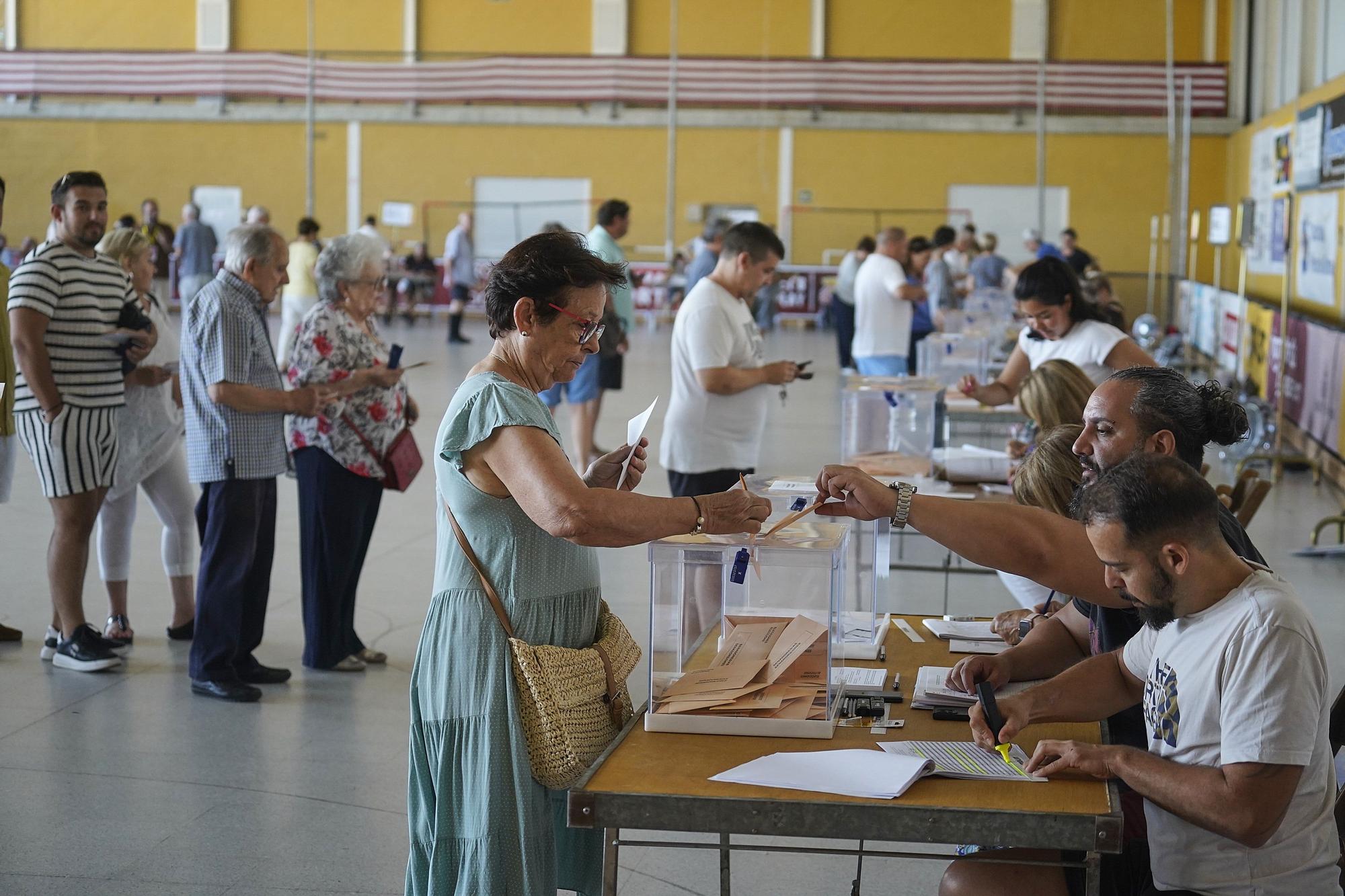 Votacions en unes eleccions a la ciutat de Girona