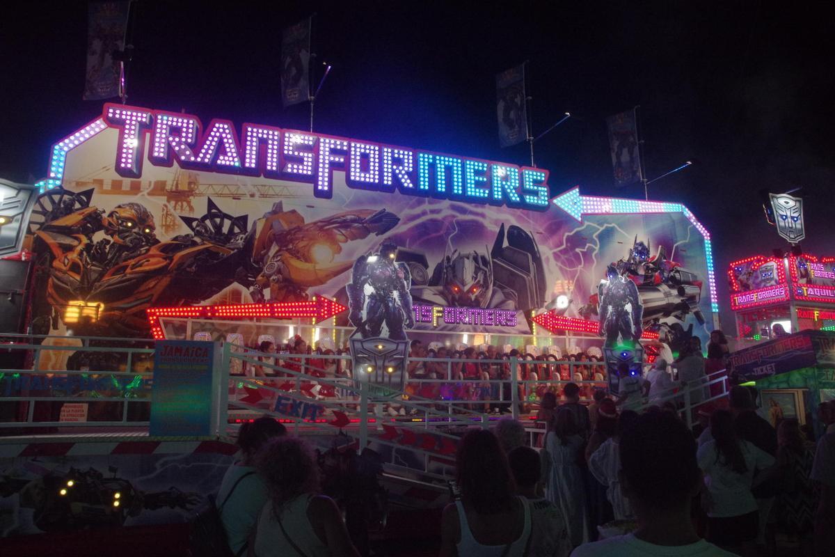 Lleno en el Real la primera noche de la Feria de Málaga 2025