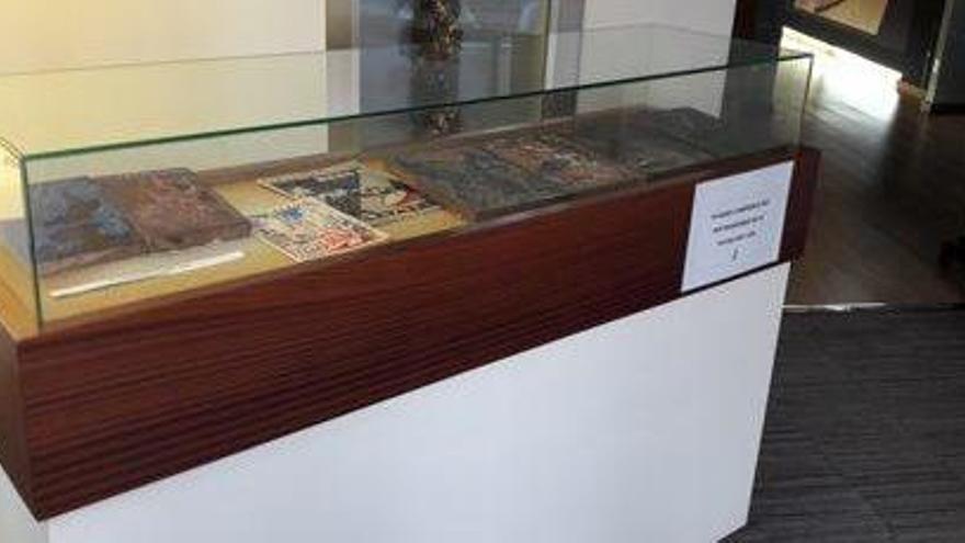 El Museu mostra plaques que van servir per editar vells programes de la festa