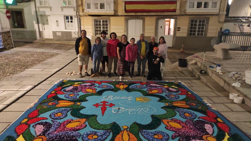 El Colectivo Independiente Alfombrista de Bueu en Castropol (Asturias)