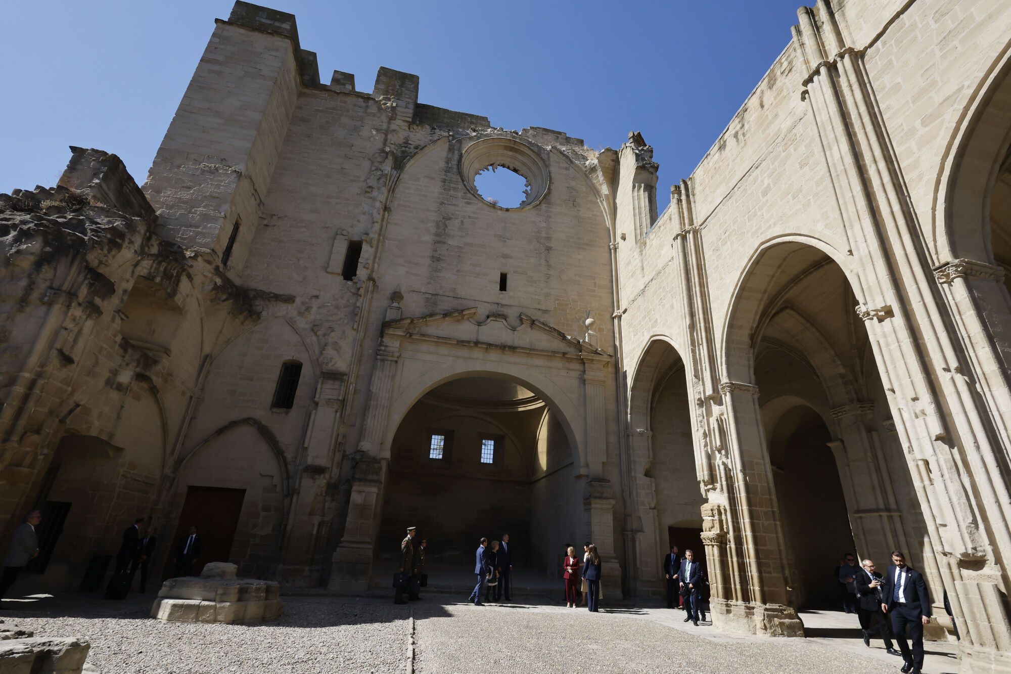 EN IMÁGENES: Leonor se da un baño de multitudes en su estreno como Princesa de Viana
