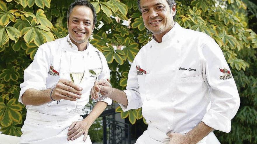 Los cocineros Javier y Sergio Torres. // Efe