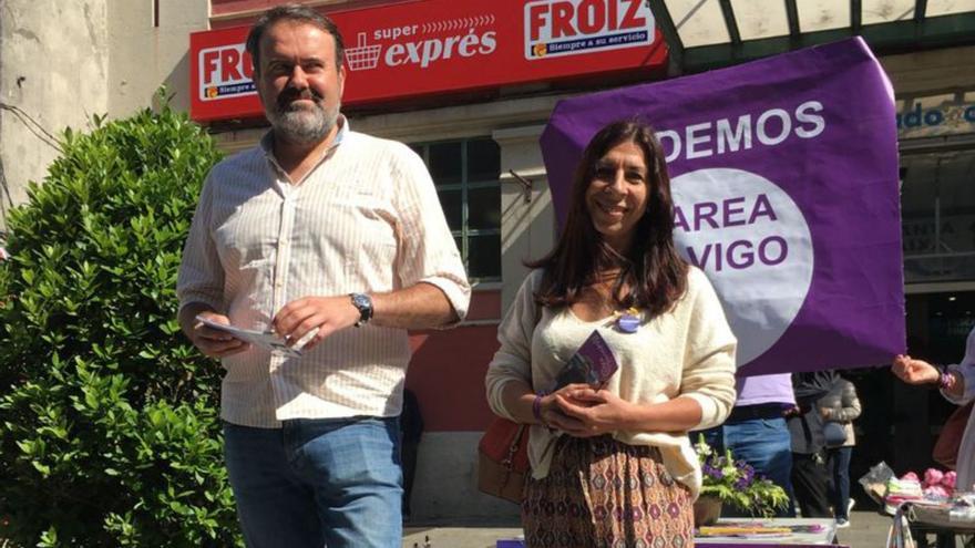 Rubén Pérez y Meli Vázquez, ayer, en O Calvario.