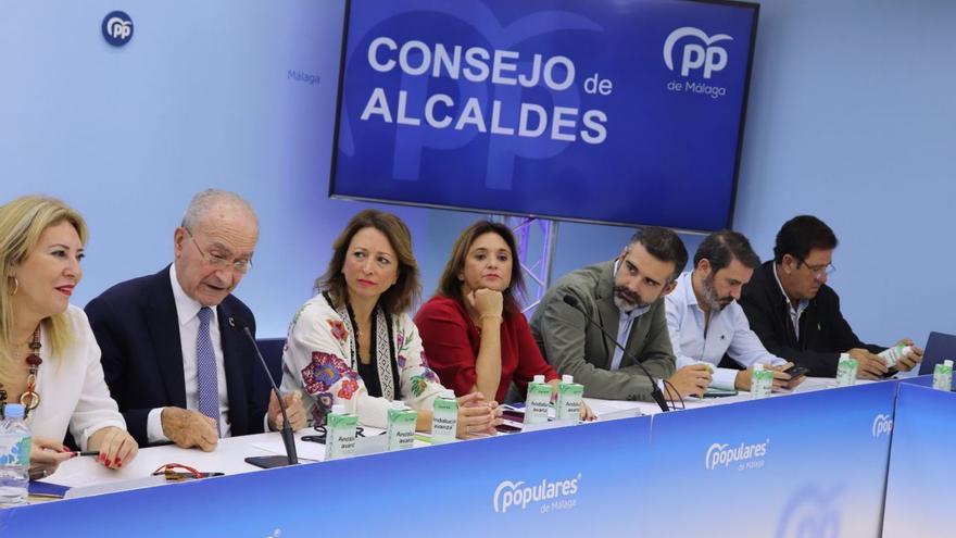 El PP critica que el Gobierno «invierte 133 euros» por malagueño, pero «ya ha recaudado 1.729»