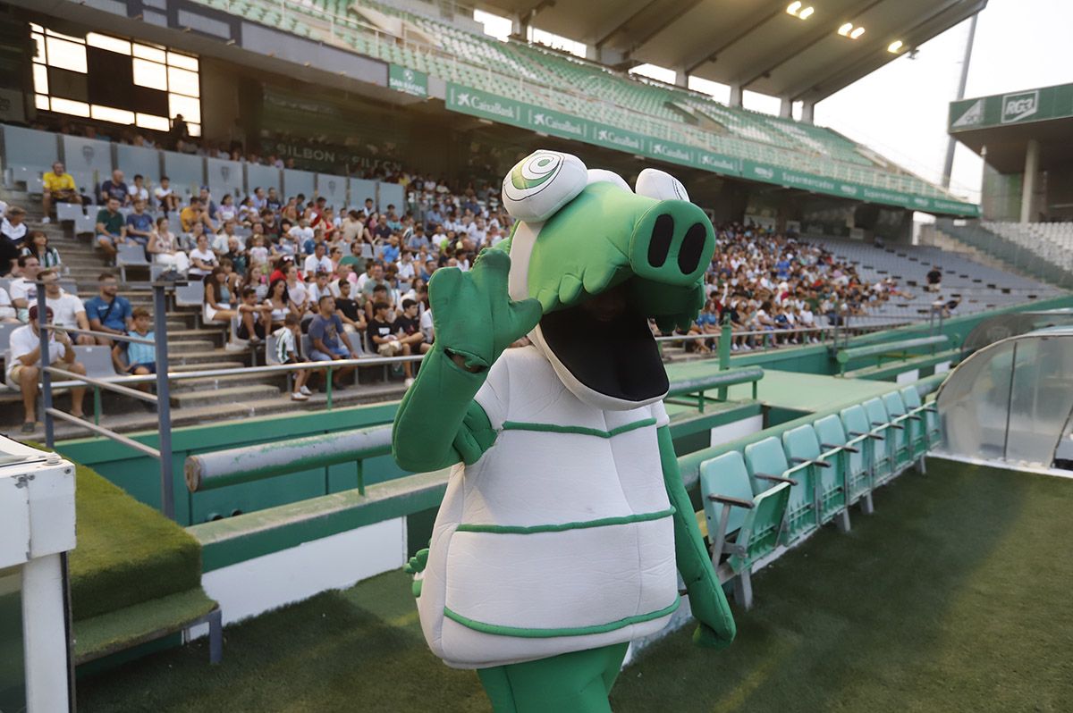 Presentación de las nuevas equipaciones del Córdoba CF