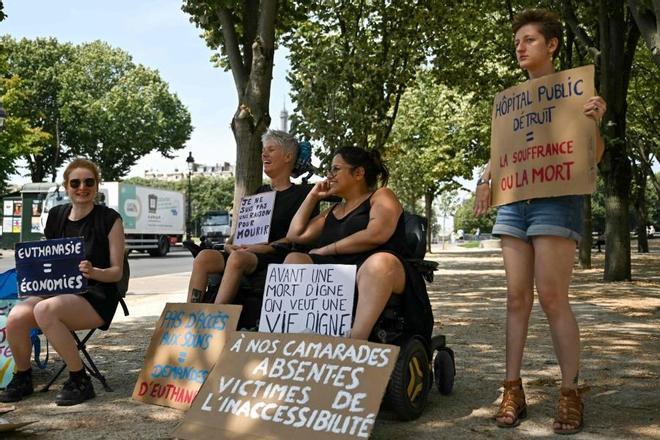 El Parlamento francés aprueba el derecho a la muerte asistida