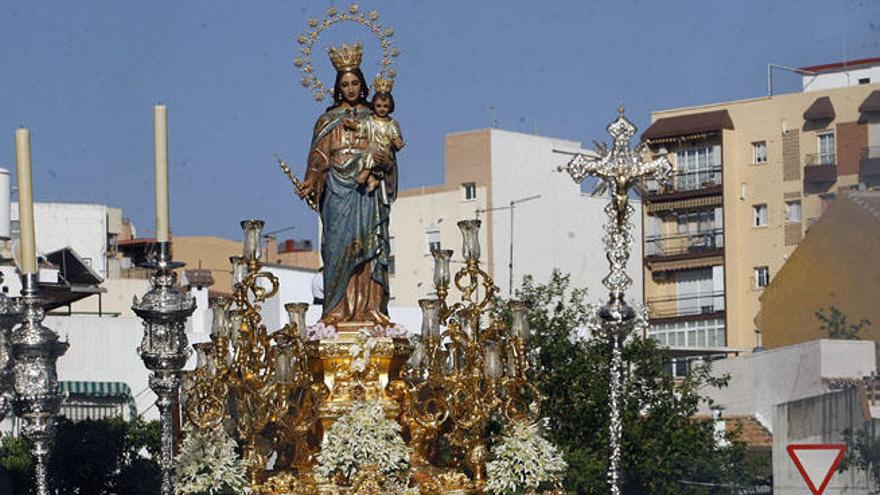 María Auxiliadora sale el sábado en procesión.