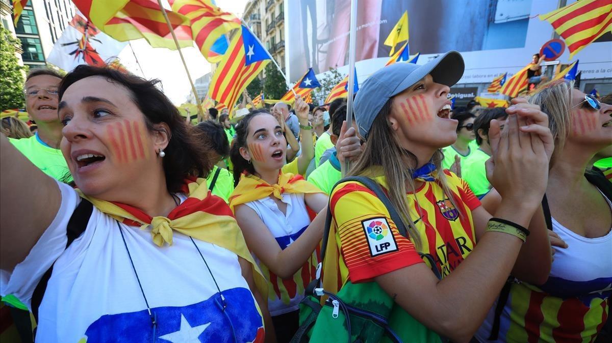 Participantes de la manifestación de la Diada.