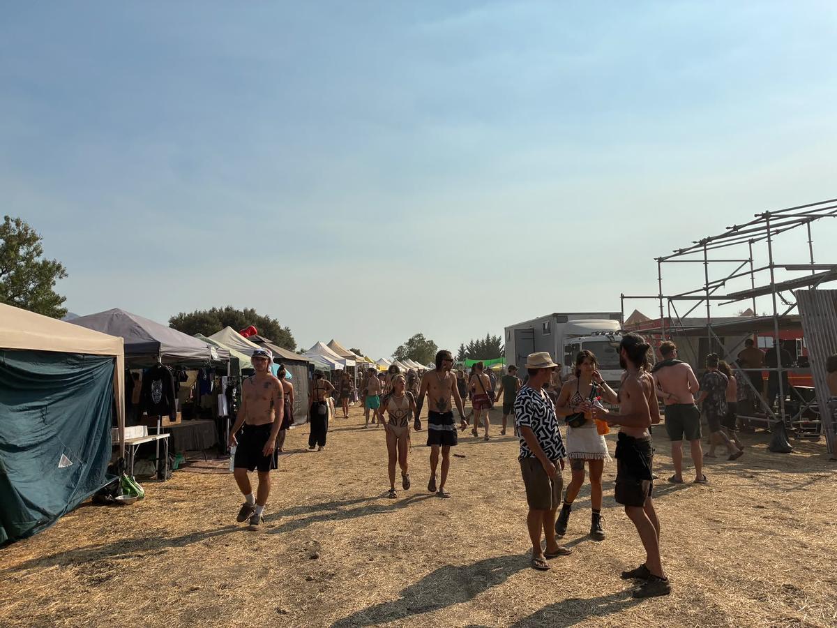 Galería | Así es la 'rave' de La Granja (Cáceres) Galería | Así es la 'rave' de La Granja (Cáceres)