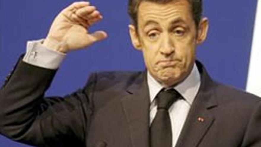 Sarkozy exige el fin de la violencia y la liberación de los presos políticos para ir a la apertura de los Juegos