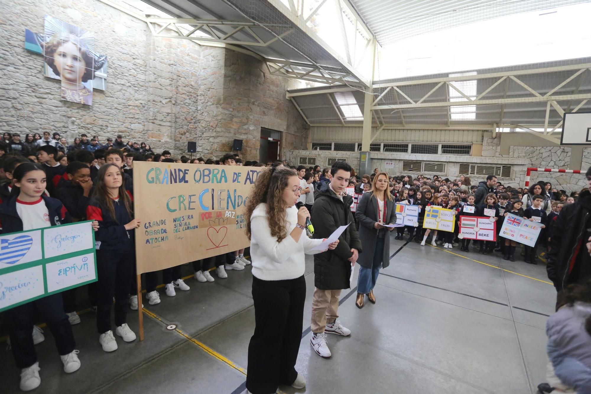 Más de 1.300 alumnos y profesores de la Grande Obra celebran el Día de la Paz