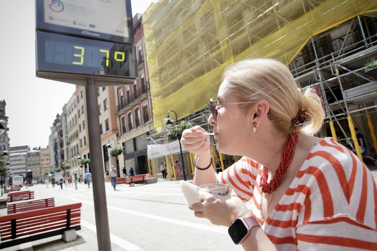 EN IMÁGENES: Asturias bate su récord histórico de calor en un mes de mayo EN IMÁGENES: Asturias bate su récord histórico de calor en un mes de mayo