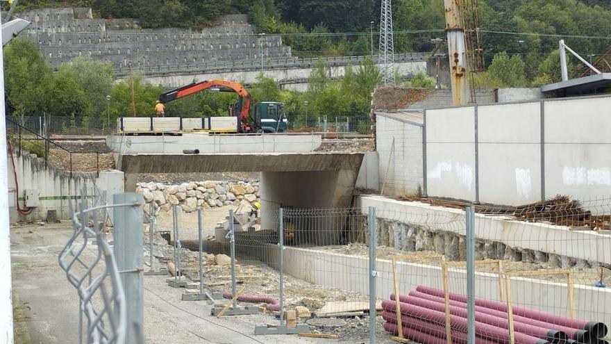 La obra del subterráneo del futuro recinto ferial de Langreo estará finalizada en octubre
