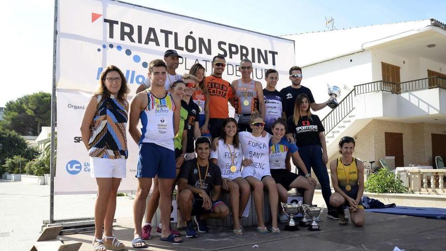 Podio general del Triatlón Sprint Platja de Muro.