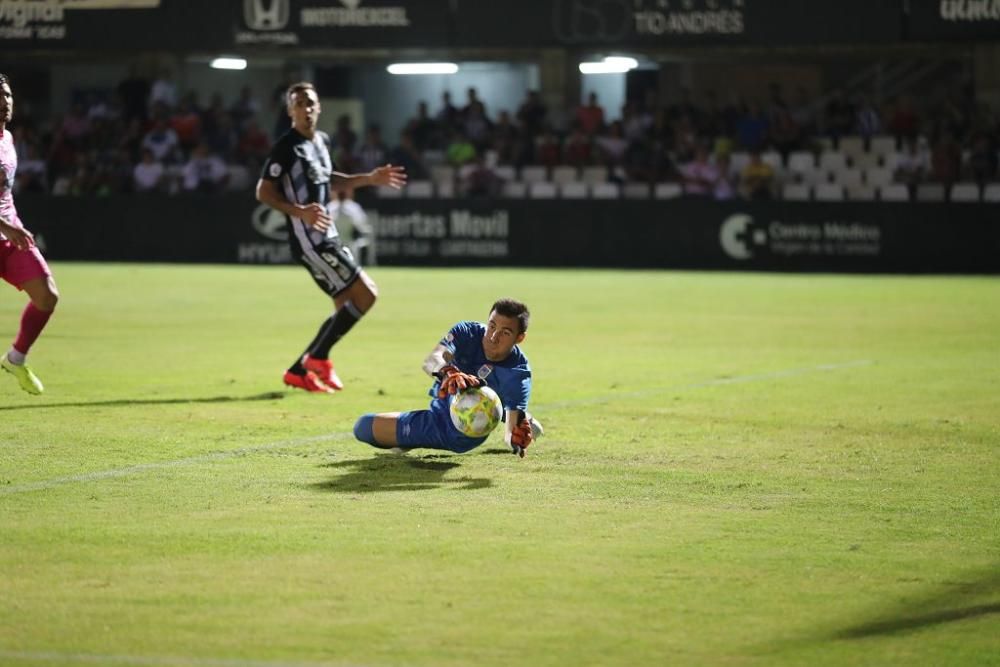 El FC Cartagena da por bueno el empate