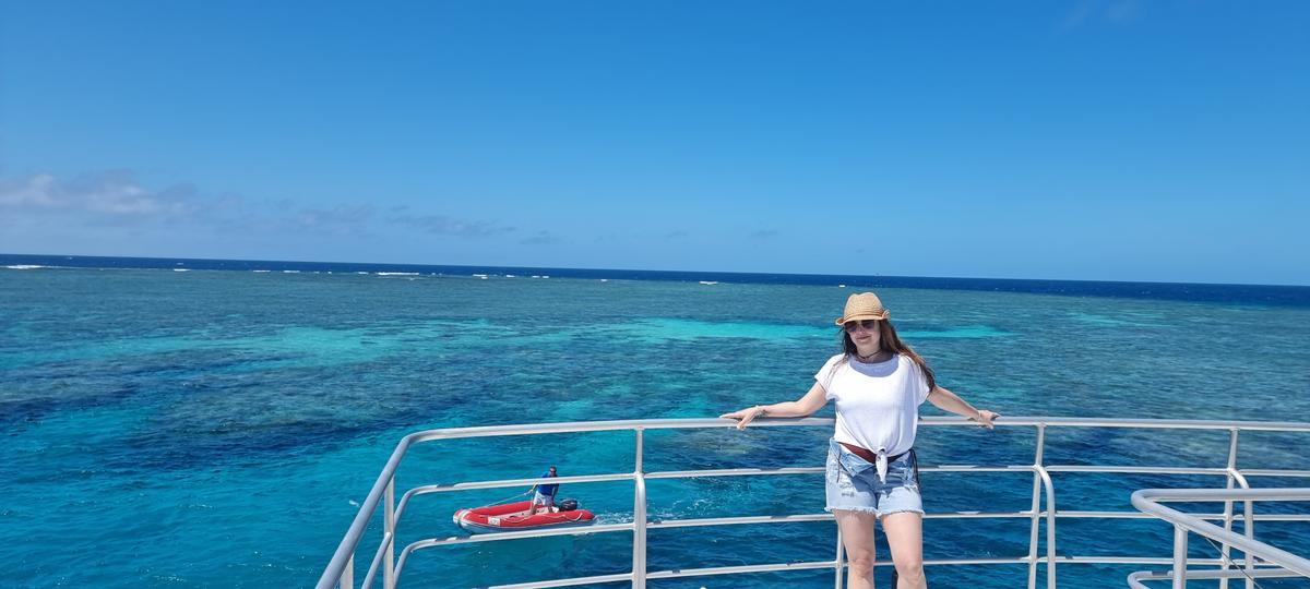 Alejandra, en una visita a la Barrera de Coral.