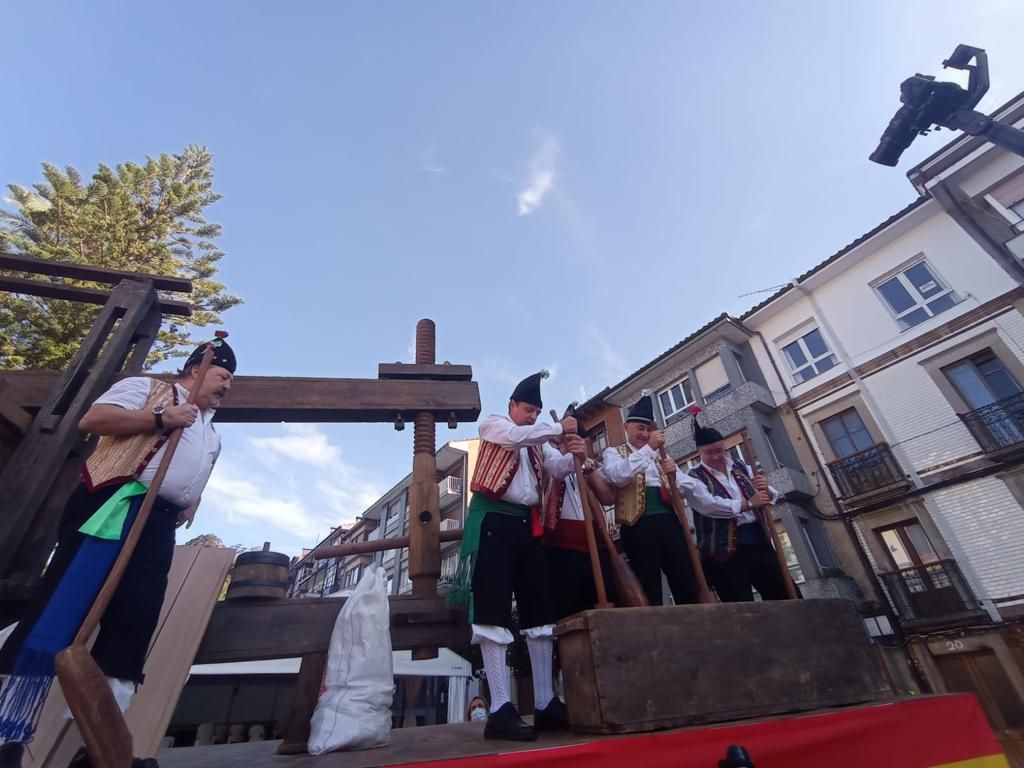 Villaviciosa descorcha "las fiestas de la normalidad" con el Festival de la Manzana