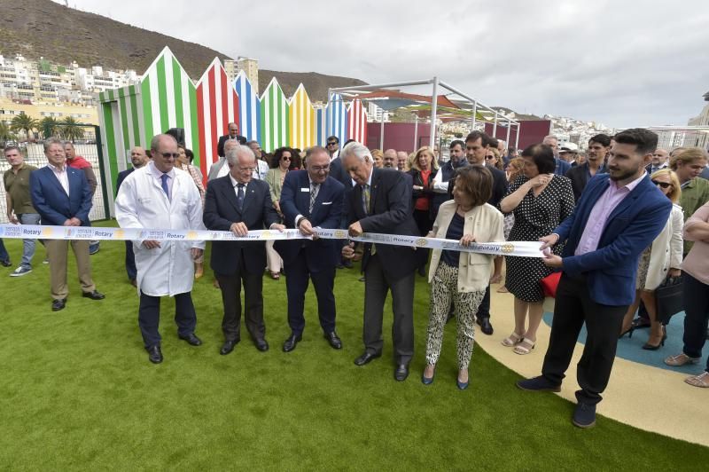 Inauguración de la "terraza solidaria" en el Mater