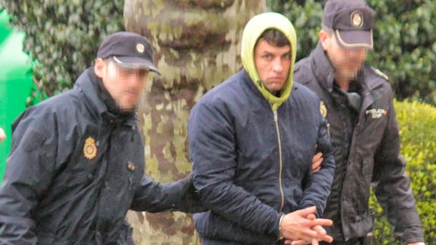 Internan en un psiquiátrico al detenido por pegar a su pareja en Marín y huir con su bebé