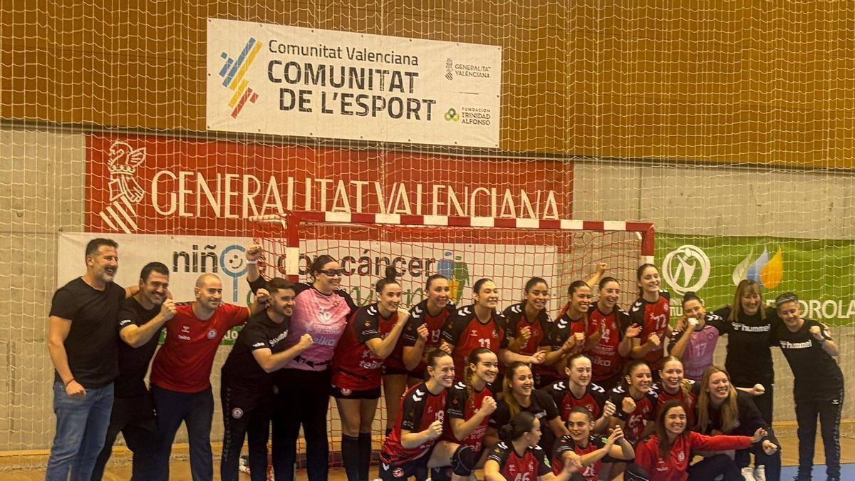 El Balonmano Morvedre seguirá en Liga Guerreras Iberdrola.