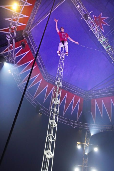 L'artista Wesley Williams aconsegueix un rècord Guinness com a prèvia del Festival del Circ