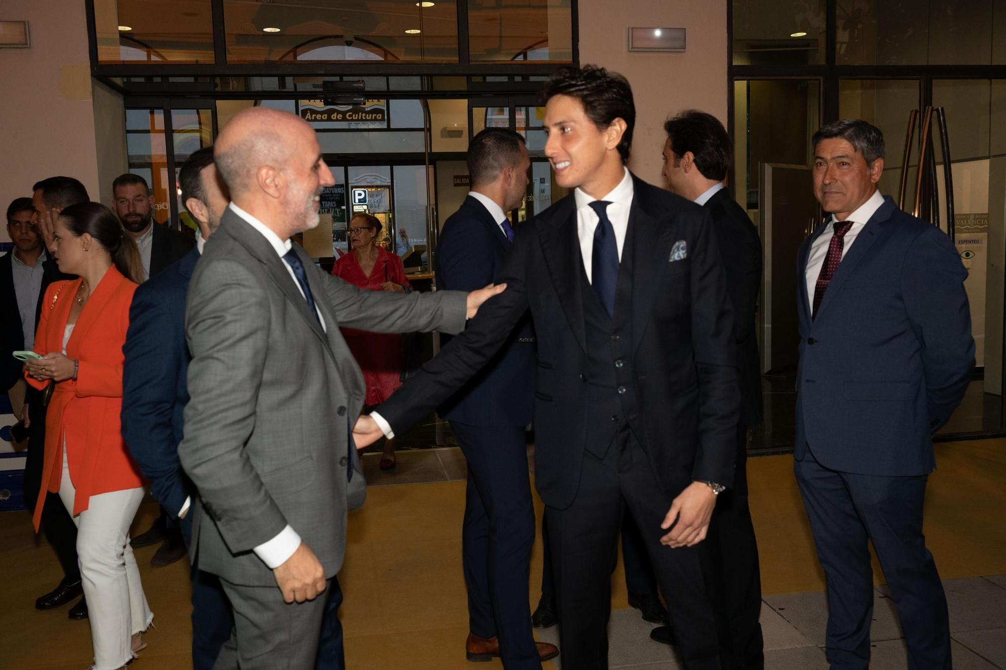 La gala de los premios taurinos de la Diputación de Valencia con Roca Rey, en imágenes