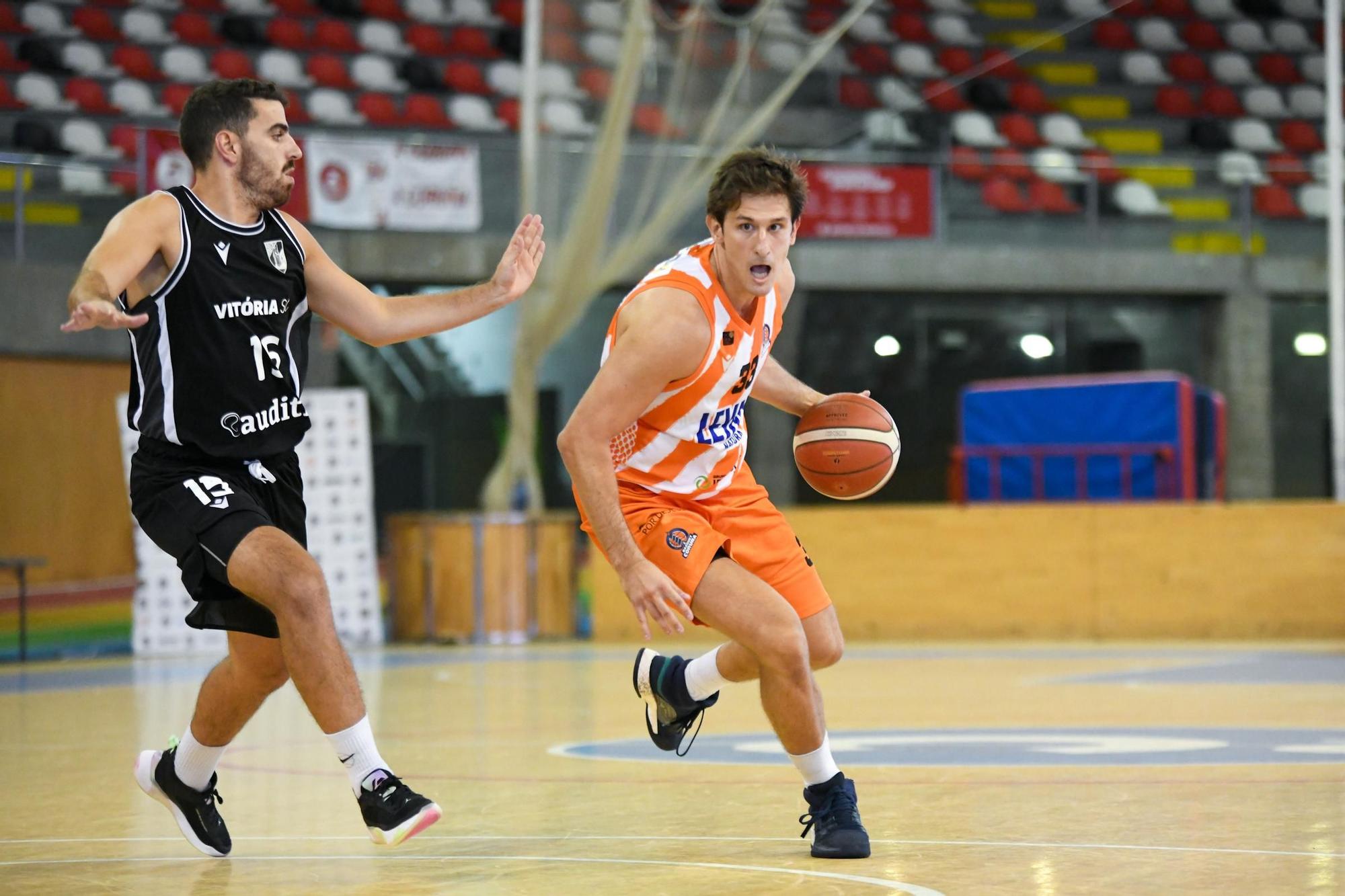 Leyma Básquet Coruña 82 - 78 Vitoria de Guimaraes