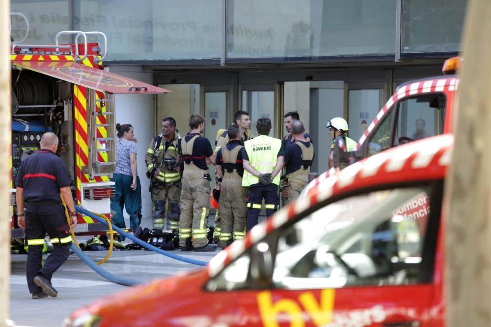 Incendio en la Ciudad de la Justicia de València