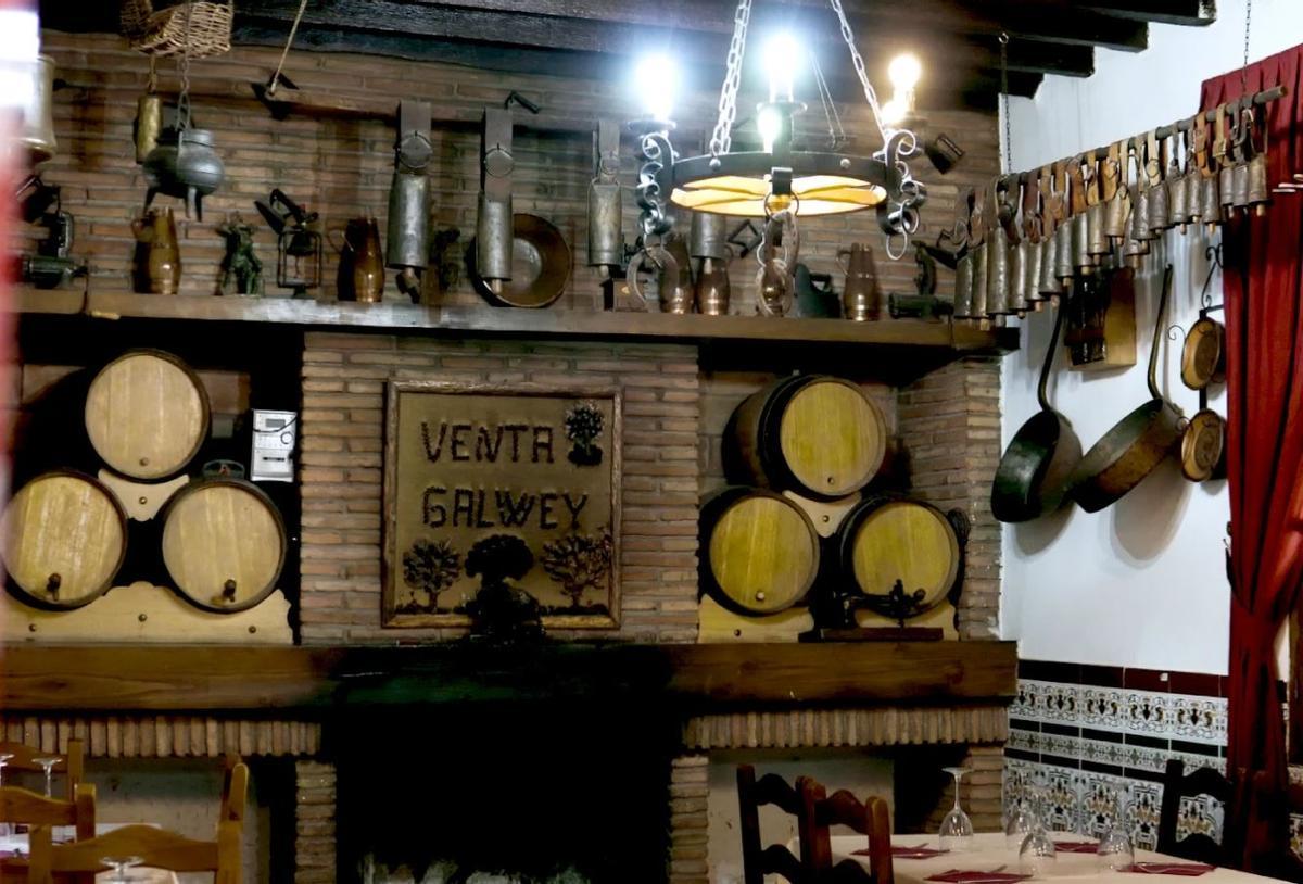 Venta Galway, el restaurante de Málaga que abrió hace tres siglos un viajero irlandés y que ahora brilla con su plato de los Montes y sus migas