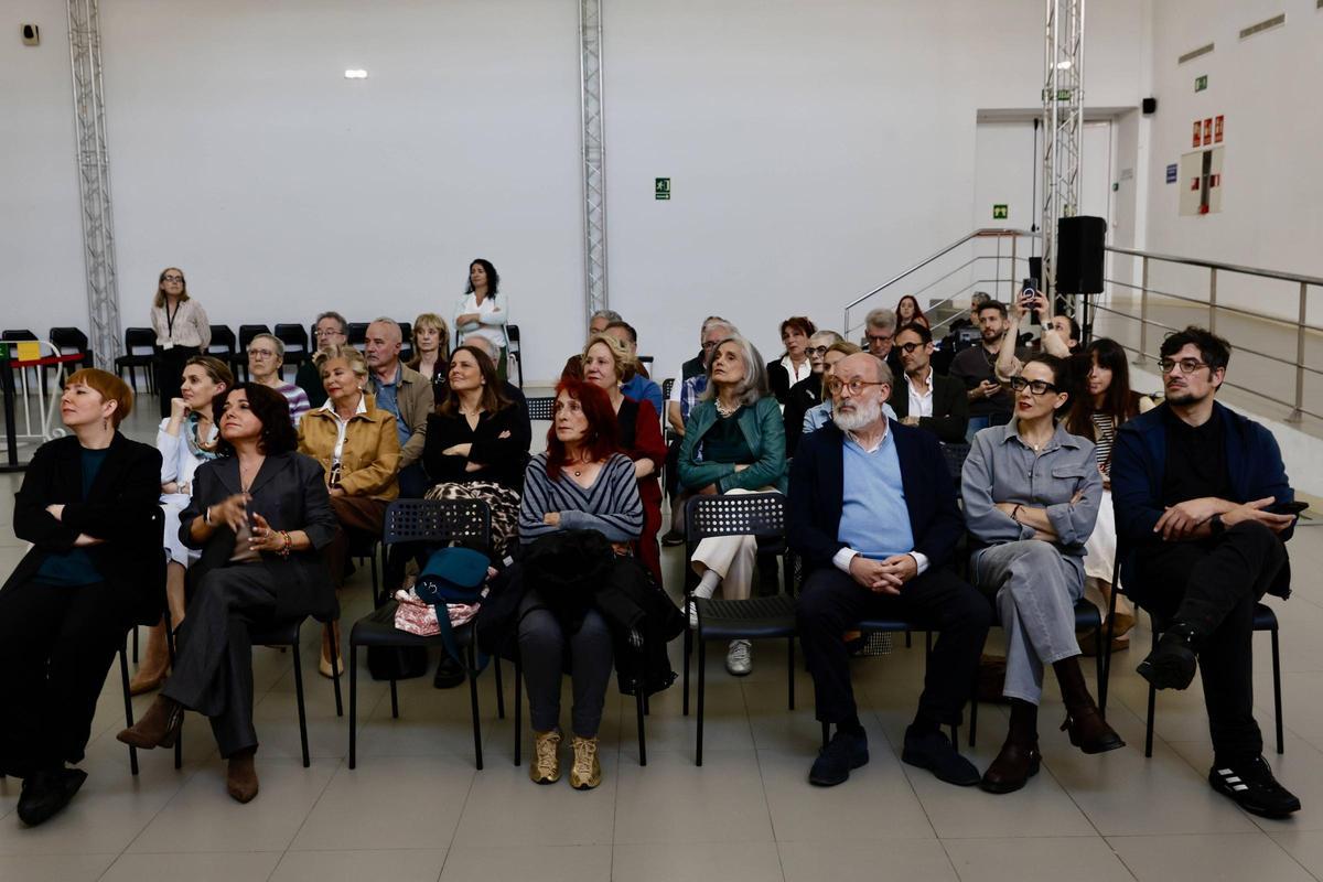 La Asociación de Amigos de LABoral Centro de Arte echa a andar en Gijón, en imágenes