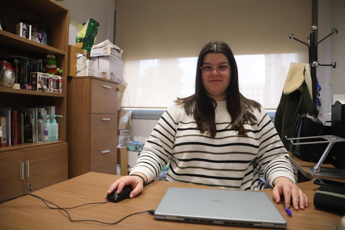 La profesora e investigadora de la UCO Maria del Mar Uclés, ganadora del 31º Premio de Investigación del Colegio de Enfermería de Córdoba.