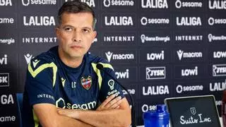Luís Castro: "El partido empieza cero a cero, once contra once"