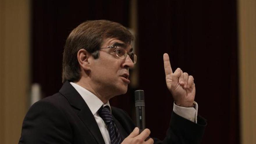 Unanimidad en el Consell para otorgar las medallas de honor a Francesc Antich y Jeroni Albertí