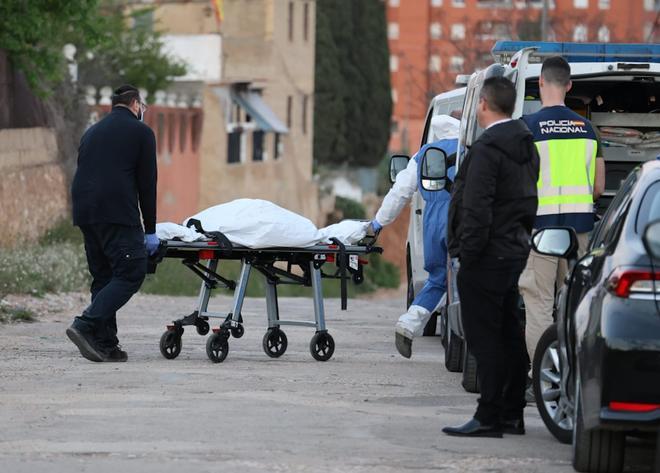 Investigan la muerte de un hombre en el incendio de la caseta de obra donde vivía en Torrent