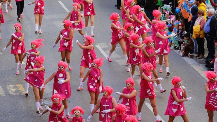 Uno de los grupos en la rúa de carnaval de Eivissa de 2020.