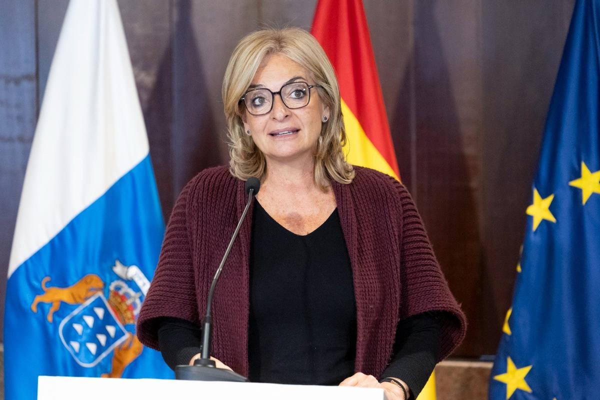 La consejera de Sanidad del Gobierno de Canarias, Esther Monzón.