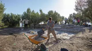 Excavan el recinto fortificado de El Higuerón de Nueva Carteya para su futura rehabilitación