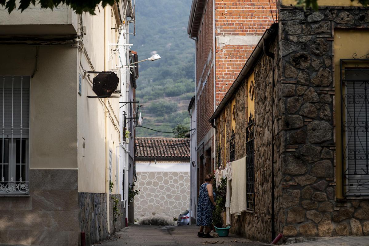 Fotogalería | Séptimo día del fuego de Jarilla, desde diferentes zonas: la vida en los pueblos, el ambiente y las llamas