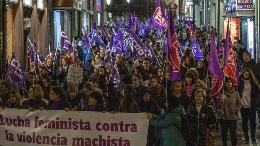 Más de 140 mujeres, en riesgo este marzo por denunciar a sus maltratadores