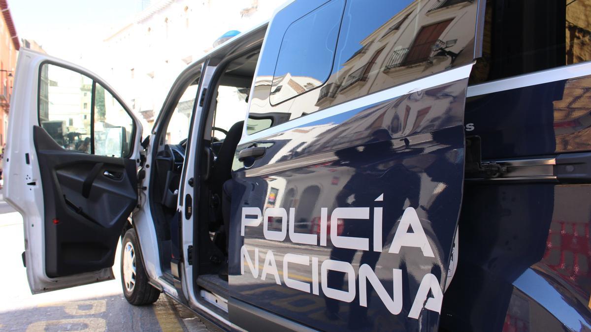 Imagen de archivo de vehículo policial