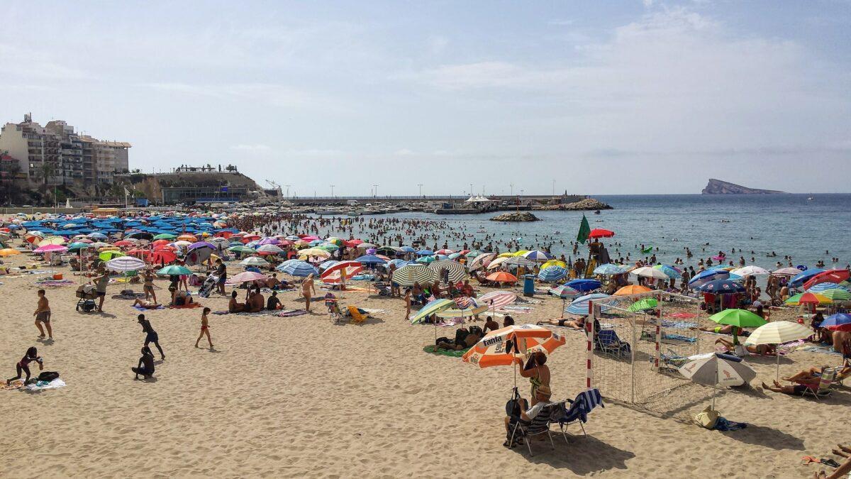 España arde: afronta el episodio de calor más fuerte en lo que va de año