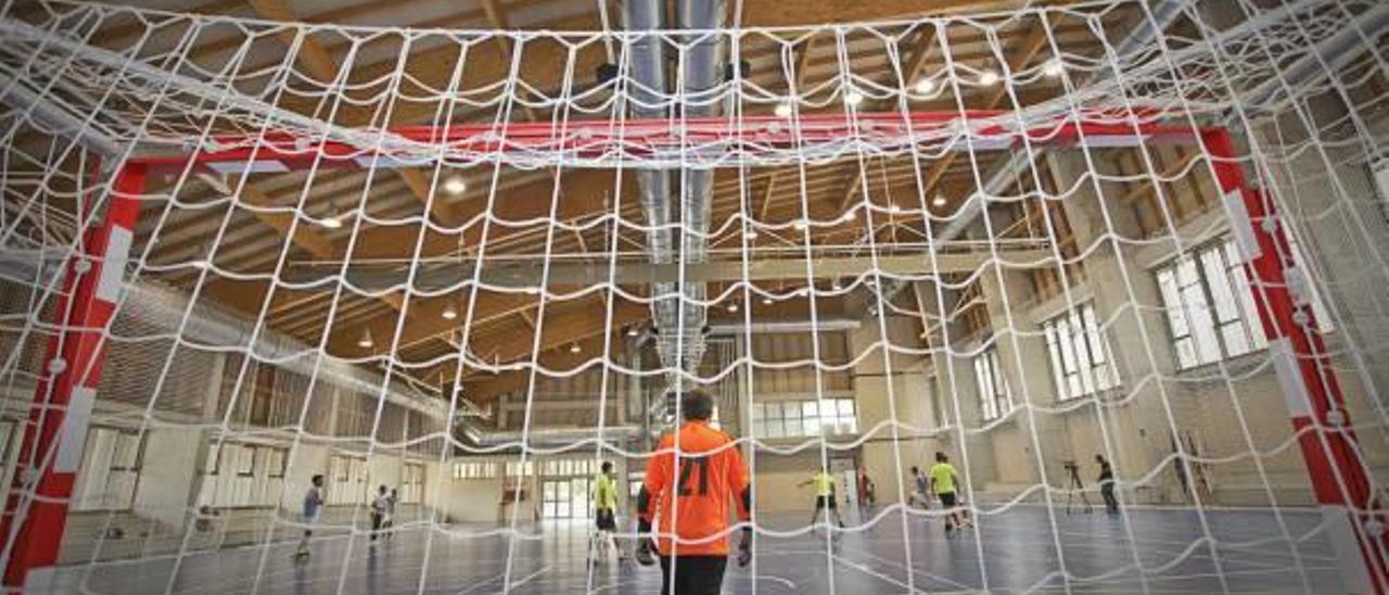 La ampliación del Campus de Alcoy incluyó la construcción del pabellón polideportivo.