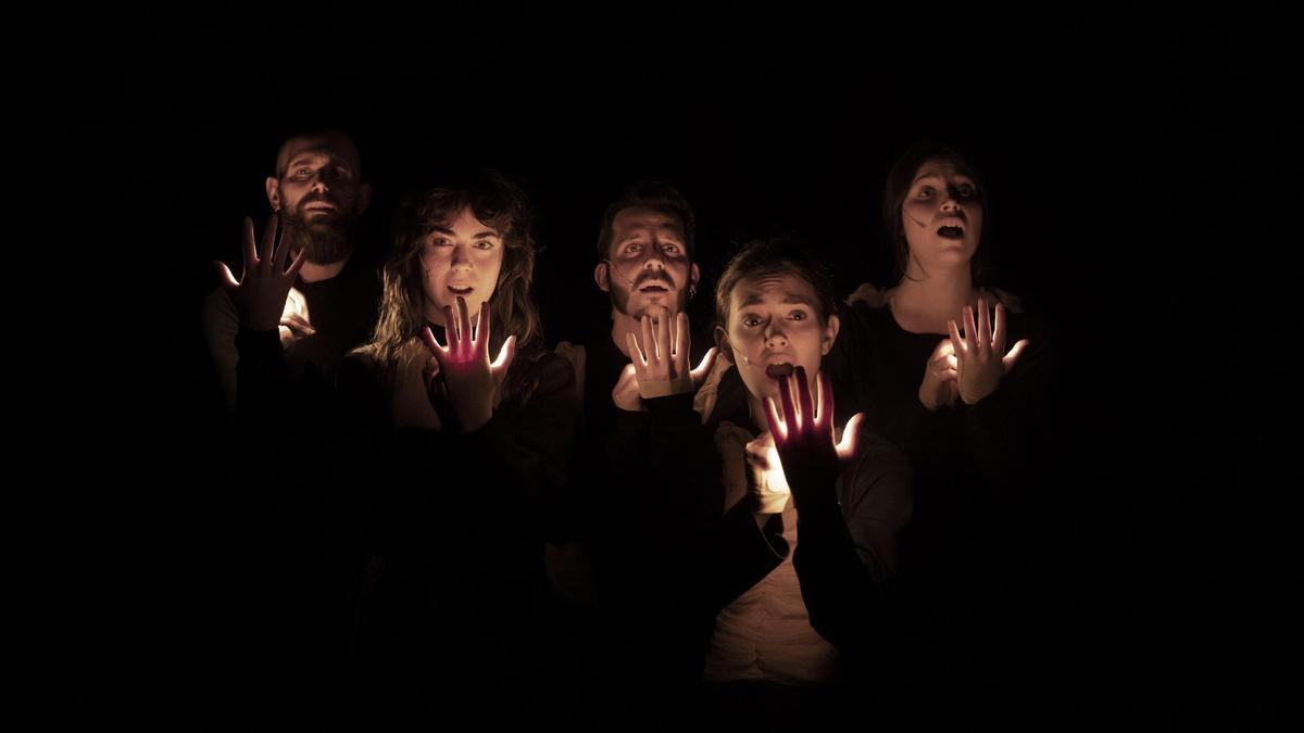 Imatge promocional de l'espectacle «A Beggining».