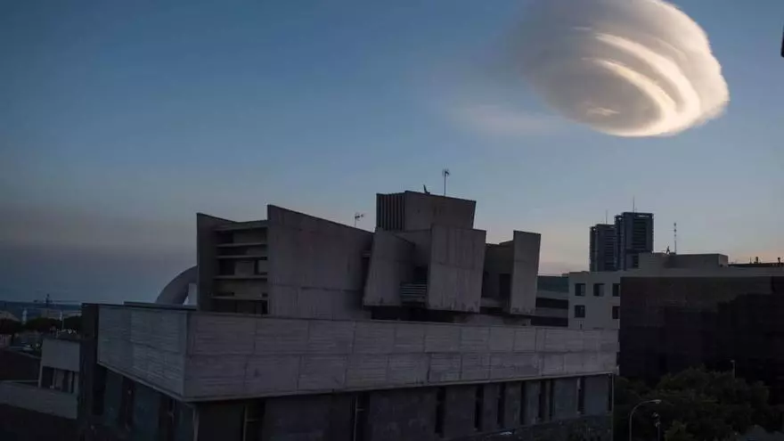 La 'nube ovni' de Santa Cruz