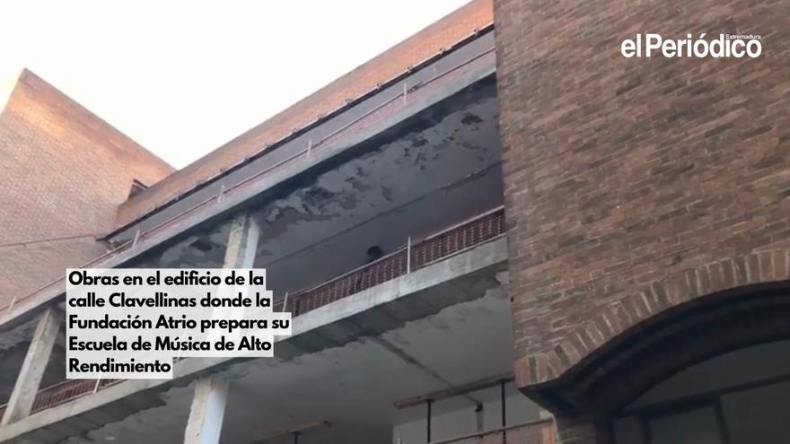 Vídeo | Avanzan las obras en el edificio de la calle Clavellinas en Cáceres